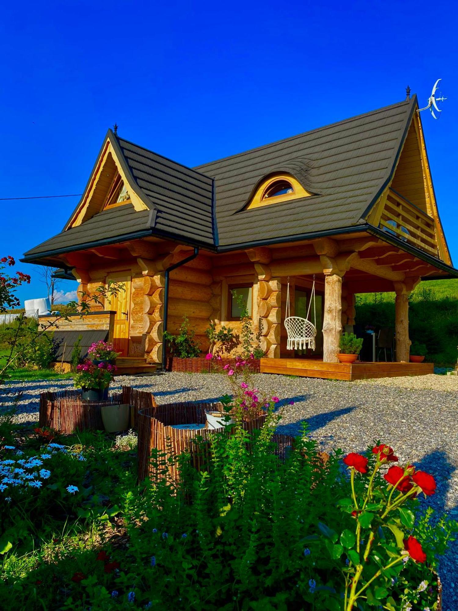 Malowany Domek W Gorach Ciche  Dış mekan fotoğraf